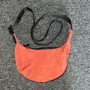 Baggu mini nylon crescent bag chestnut/sienna